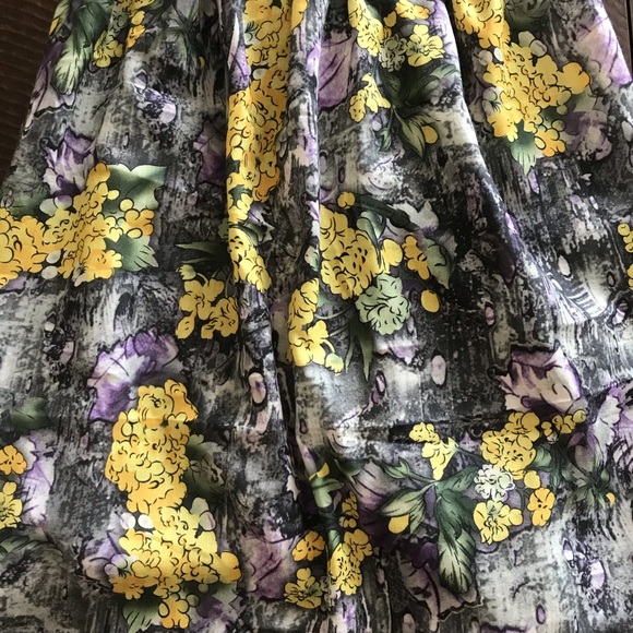 Strapless Neutral Colored Floral Dress - Picture 5 of 8